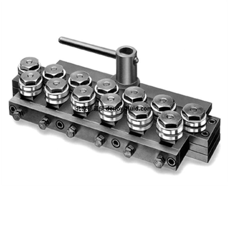 Witels-albert適用高速負(fù)荷的矯直機(jī)DW 14 - 0,4 Witels-albert適用高速負(fù)荷的矯直機(jī)DW 14 - 0,4