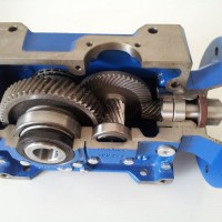 Tramec-getriebe行星齒輪箱TC-112-B-020/1-250/28-V-B3-H45-LUBR