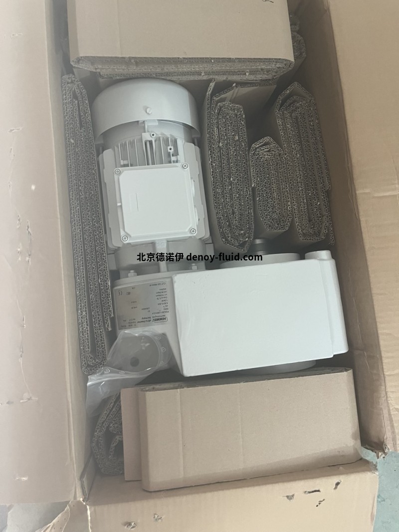 德國HIMMEL冷卻塔減速電機(jī)KC62.01-L/2用于驅(qū)動大型風(fēng)扇 IMG_6031